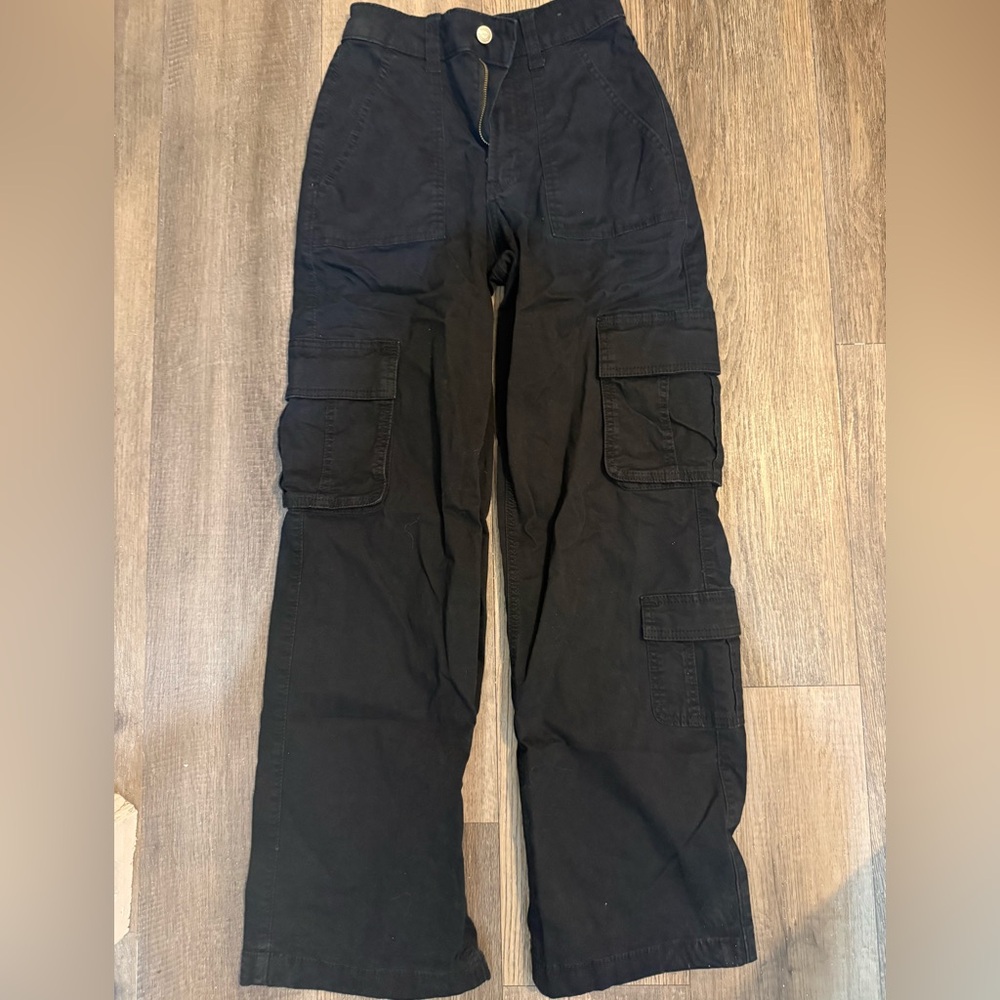 Hollister Black Ultra High-Rise Baggy Jeans Size 00